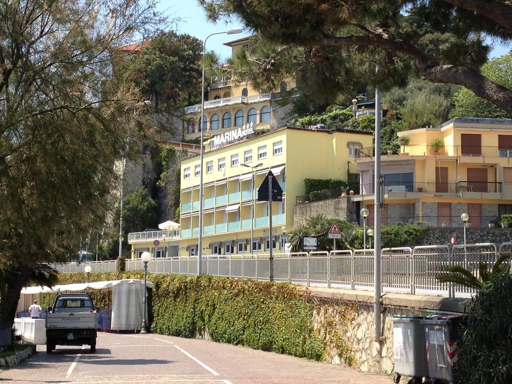 Hotel Marina Celle Ligure Exterior photo