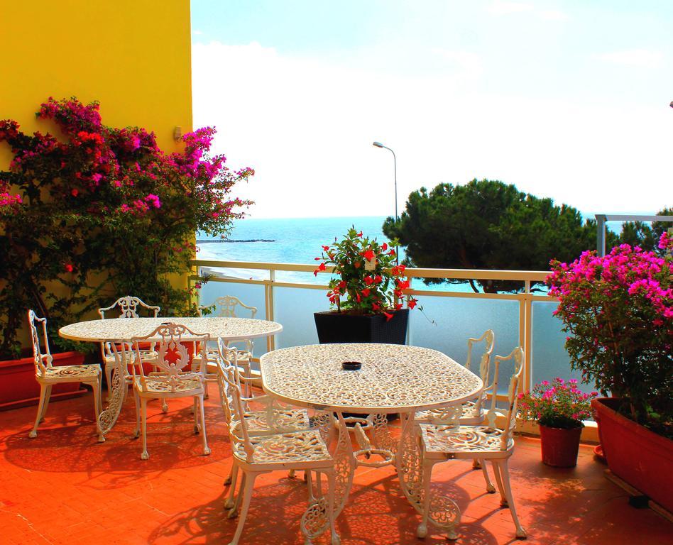 Hotel Marina Celle Ligure Exterior photo